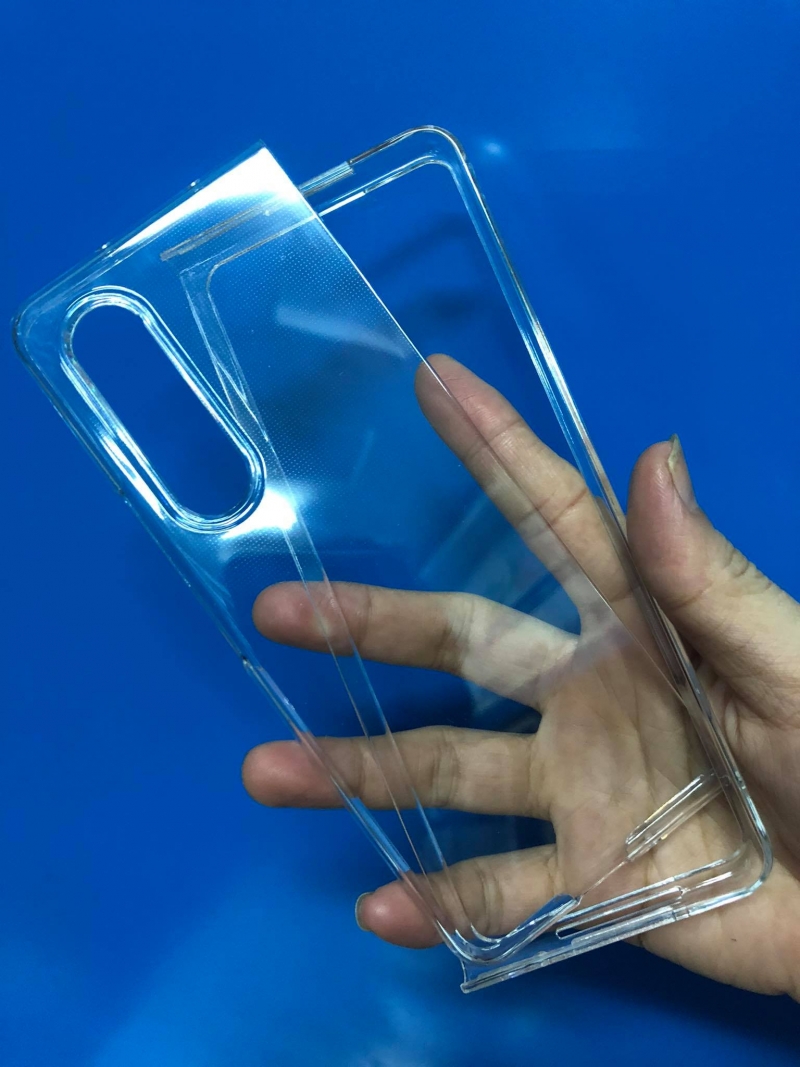 Ốp Lưng Samsung Galaxy Z Fold 3 Nhựa Cứng Trong Suốt Cao Cấp Giá Rẻ phủ nano chống xước, chất liệu cứng cáp, không ố vàng hay xỉn màu khi sử dụng.